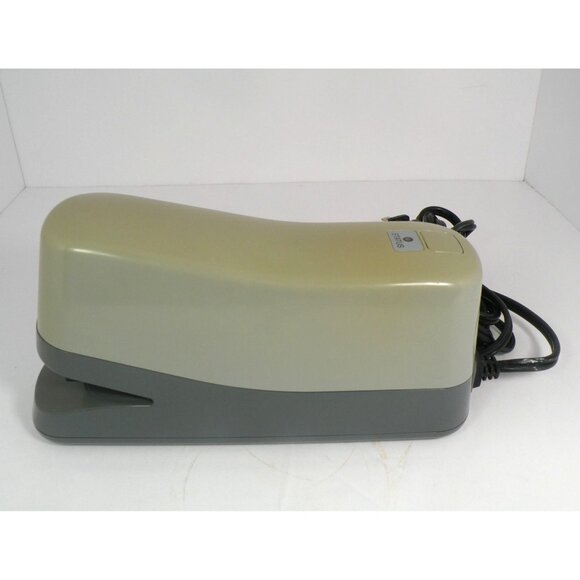 Panasonic AS-302NN Electric Stapler Beige & Gray 120V Made In Japan TESTED FUNCT - Picture 6 of 7